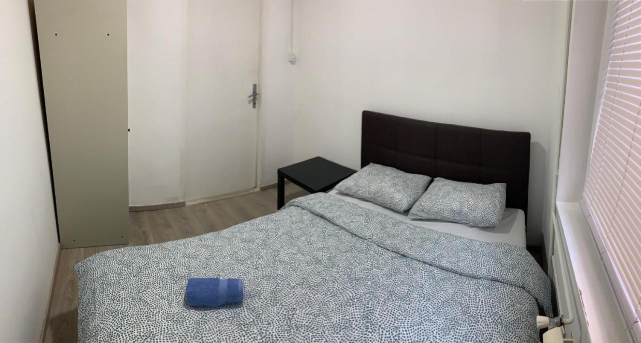 Private Rooms Belgrade Hostel Εξωτερικό φωτογραφία
