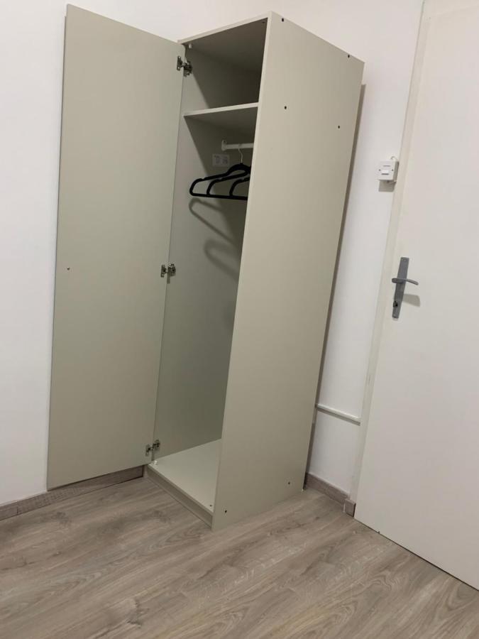 Private Rooms Belgrade Hostel Εξωτερικό φωτογραφία